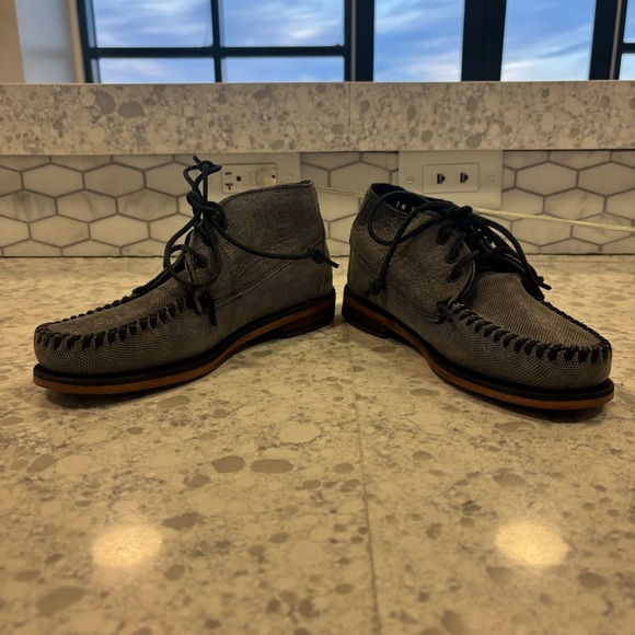 Sebago Women’s Six Degrees Chukka Boots Gray 3 Eye Bootie, Size 7 - Picture 6 of 14